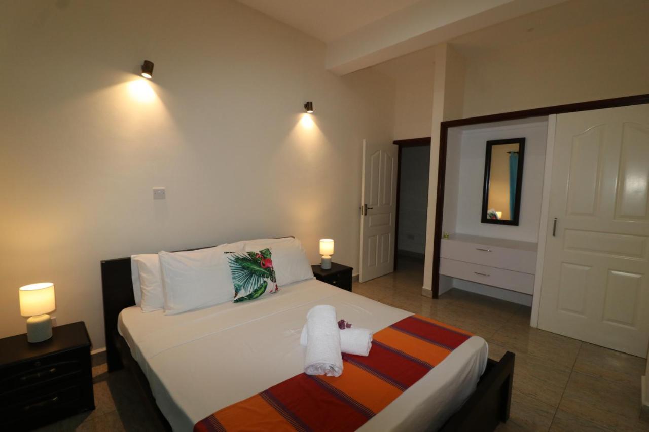 Le Ronce Villa Anse Royale Buitenkant foto