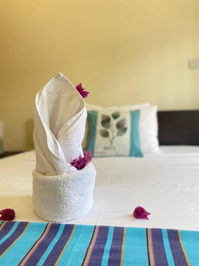 Le Ronce Villa Anse Royale Buitenkant foto